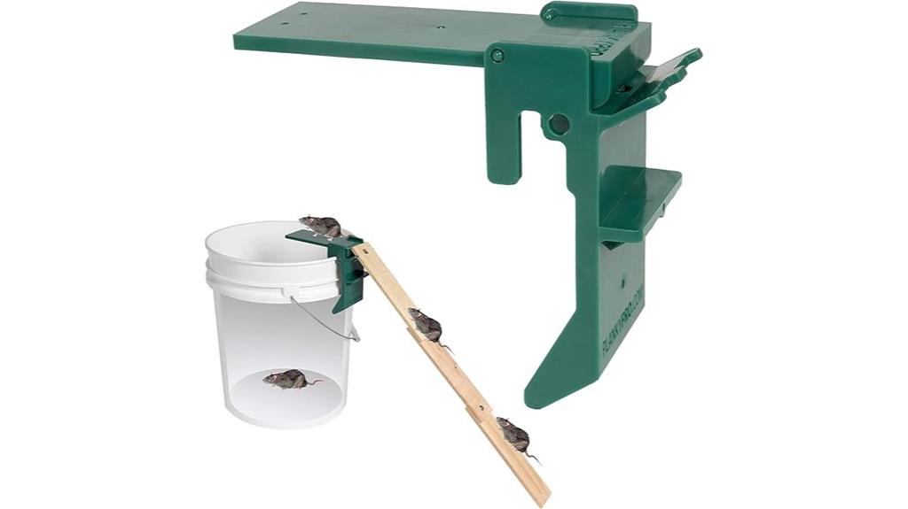 mouse trap with plank