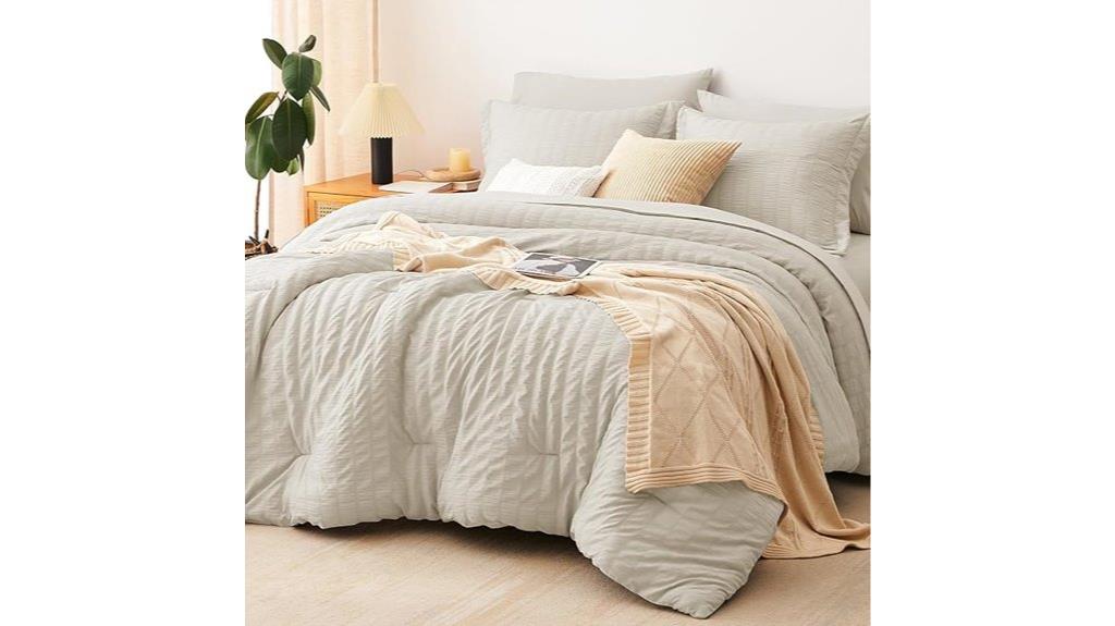 oatmeal seersucker comforter set