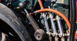 hydraulic control preferences comparison